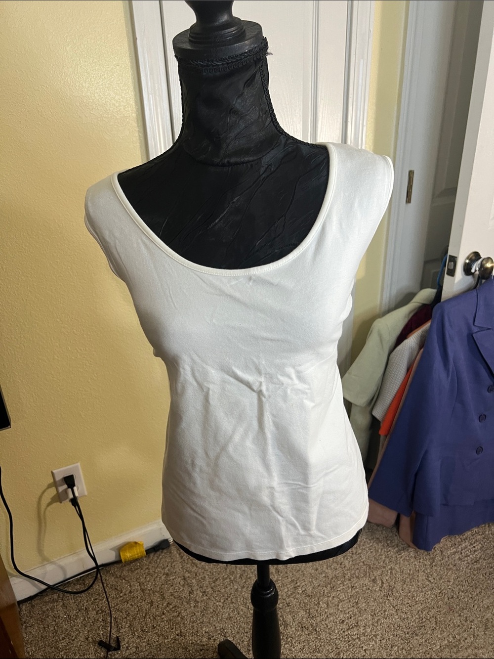 White Stag White Scoop Neck Tank Top